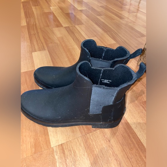 Hunter mini boots size US 8 - Picture 2 of 3